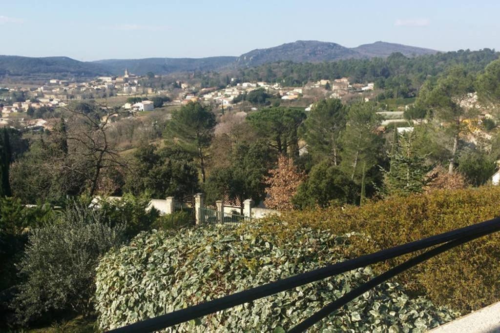 Elegante Villa De 180M3 Avec La Superbe Vue Connaux Exterior foto